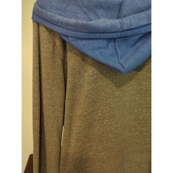 New South Dakota Jackrabbits College Sweatshirt Women’s Large Blue Gray Soft - Picture 8 of 8